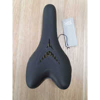 SR Saddle LOOKIN - A200UR - Black for NCM Moscow Plus