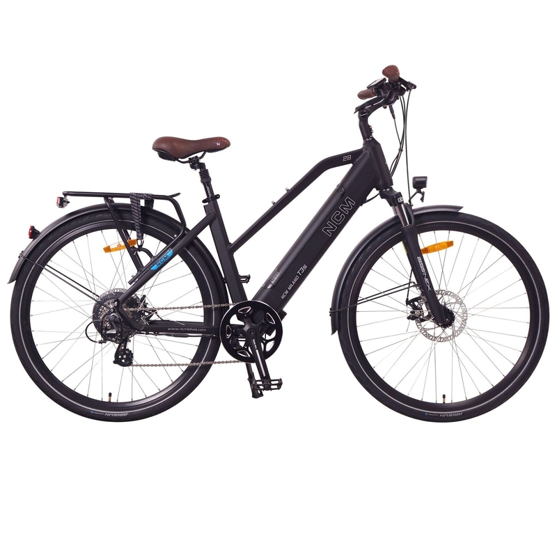 NCM T3S Step-Thru Trekking E-Bike, 250W, 48V 12Ah 576Wh Battery, Hydraulic Brake [Matt Black 28"]